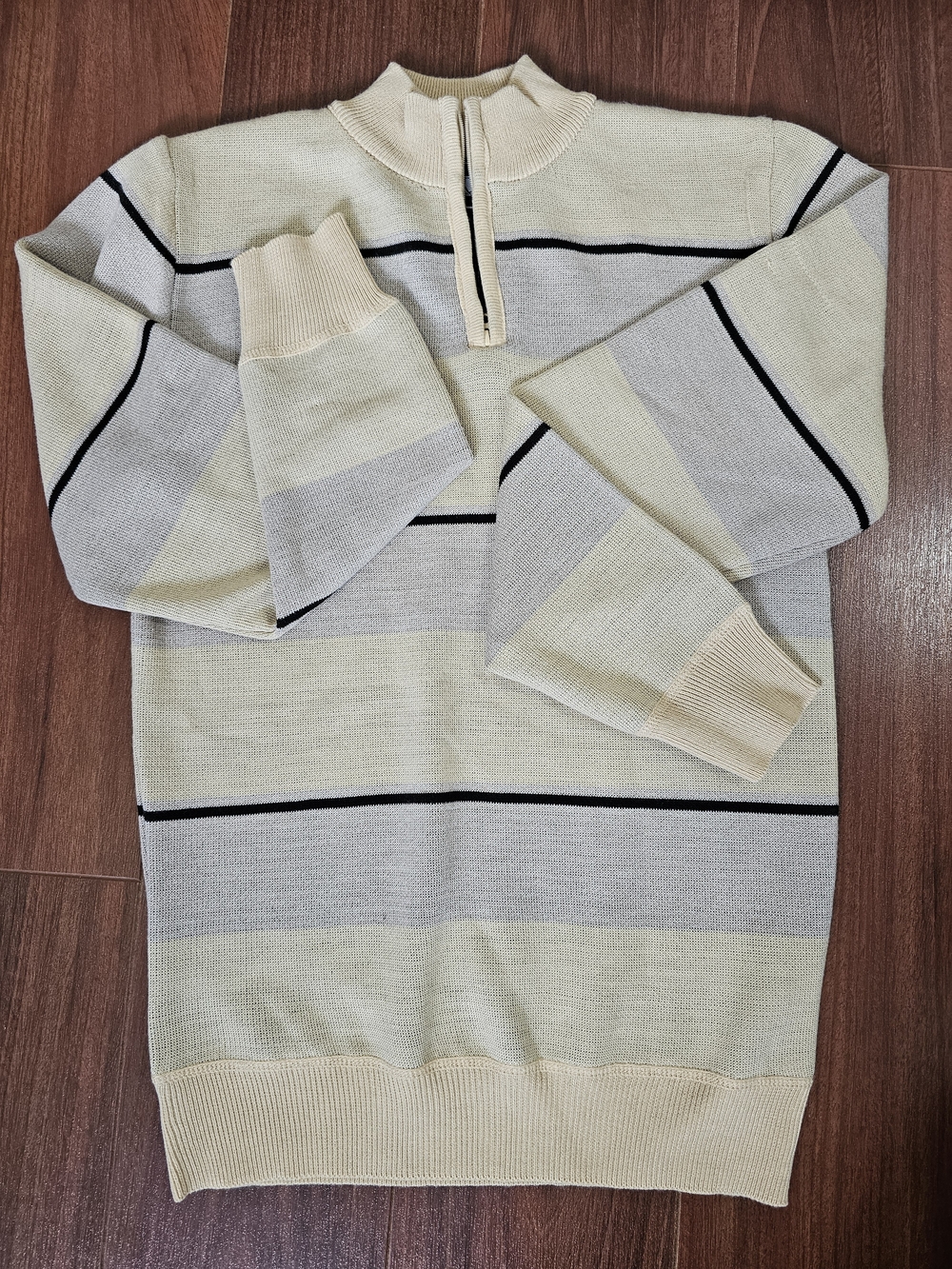 *NEW* Boys Half-Zip Striped Sweater  - Cream & Light Gray